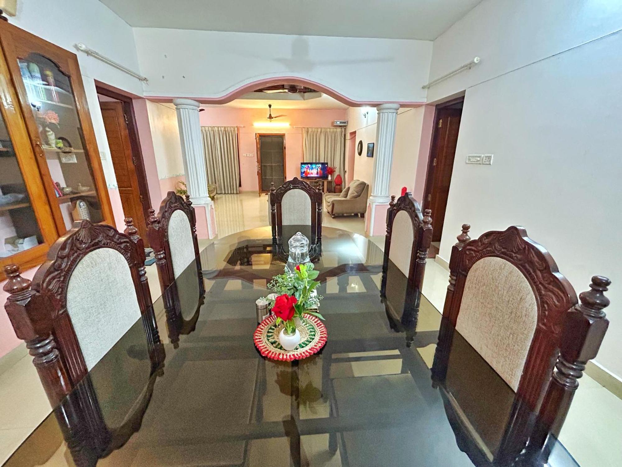 La Casa Trivandrum 4 Bhk Ac Luxury Villa At City Centre, Just 6 Kms To Airport Thiruvananthapuram Exterior foto